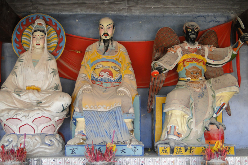 从皇宫村三帝庙会看三界庙的历史变异